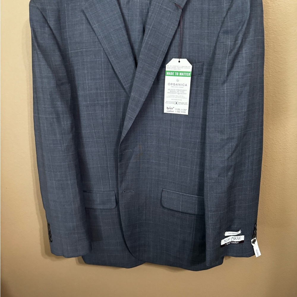 Jos A. Bank 1905 Collection Gray Checkered Suit Jacket:44L Pants:38W